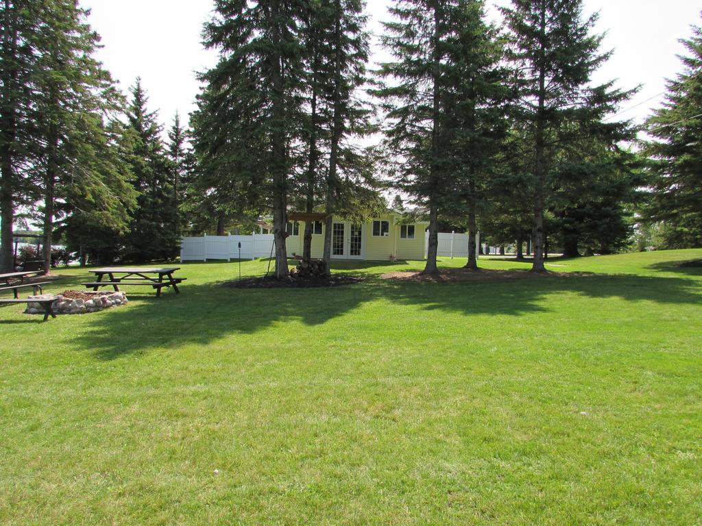 Grand Lake Resort Presque Isle Esterno foto