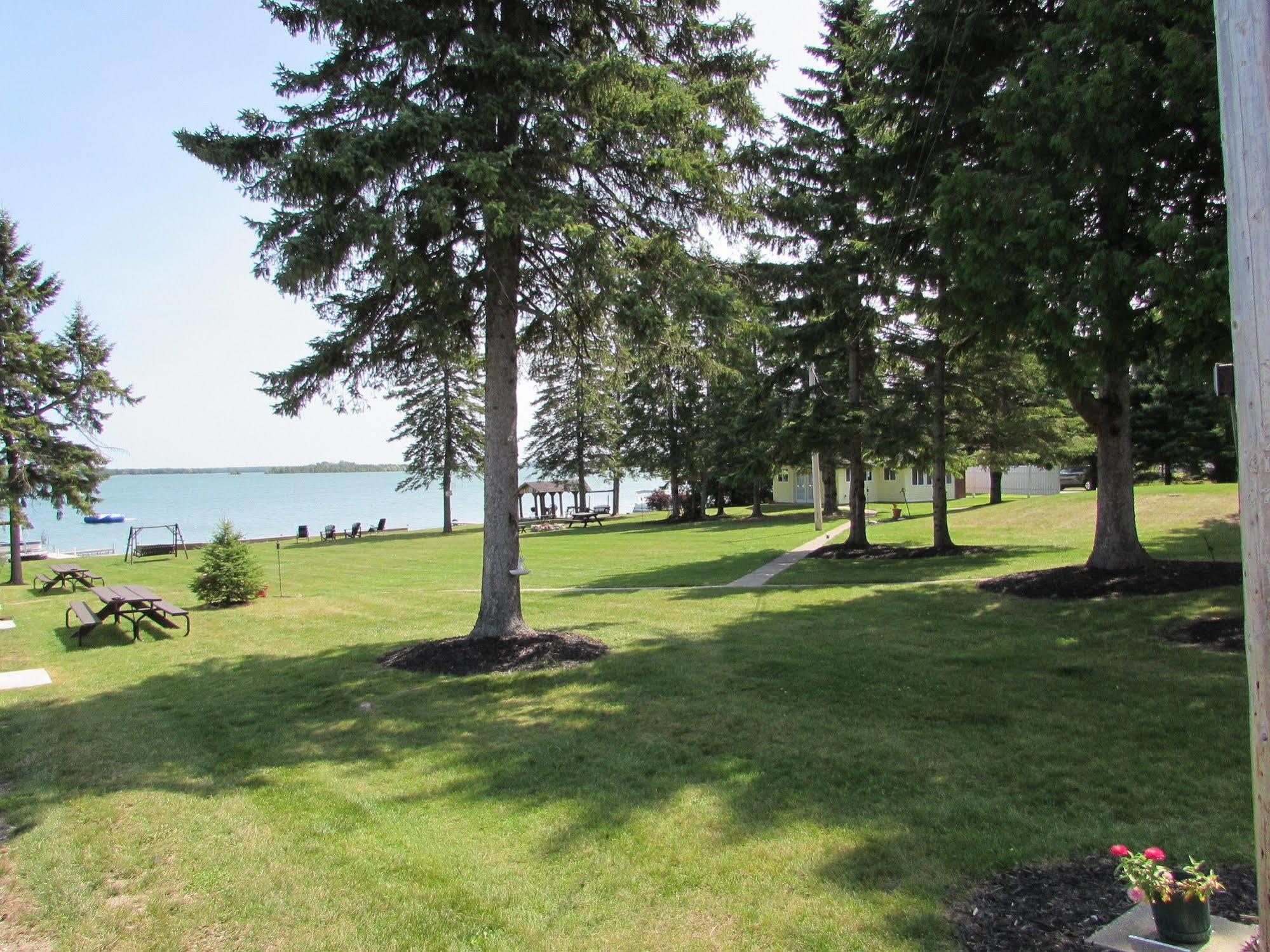 Grand Lake Resort Presque Isle Esterno foto